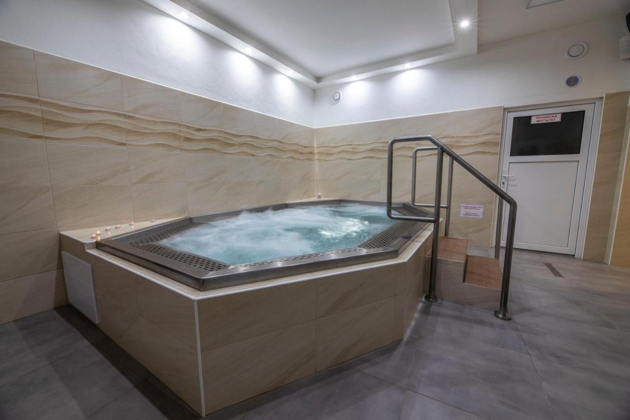 Panska Sypka Hotel Sedlec  Ngoại thất bức ảnh