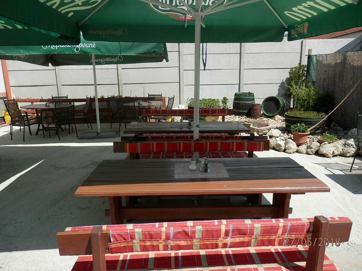 Panska Sypka Hotel Sedlec  Ngoại thất bức ảnh